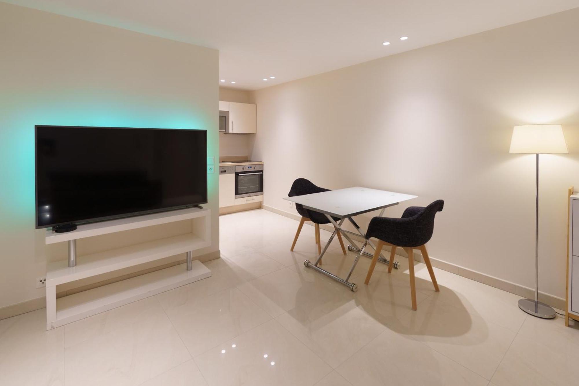 Cannes: Superbe Appartement De Type T2 Pour 4 Pers Bagian luar foto